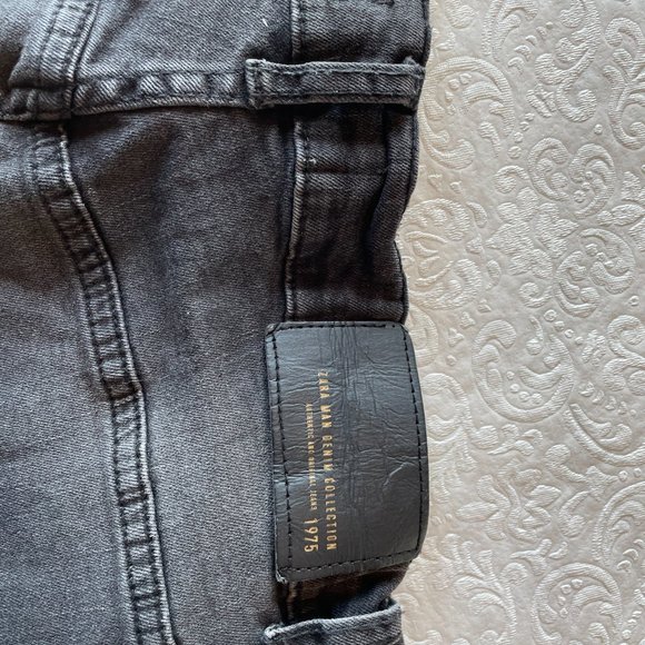 Zara Size 30 Faded style Black Jeans - Picture 3 of 4